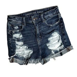 American‎ Eagle Mom Short Size 4 Distressed Cuffed Shorts